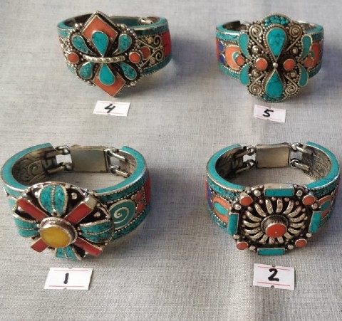 Metal Cuff Bangles with Imitation Stone Design