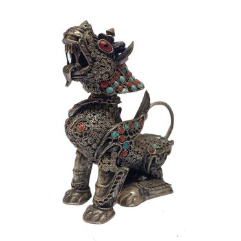 Masterpiece , Sterling Silver, 62 Gram Statue of Snow Lion, Old Stock