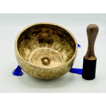 9 Inch Lingam Singing Bowl-Tibetan Lingam Singing Bowl-High quality Lingam Bowl-Deep resonate sound healing bowl-Chakra Balancing Bowl-Sound Therapy Bowl-Yoga and Meditation Bowl comes with cushion, Striker and mallet