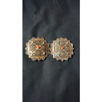Broach (Bhutan:Koma)