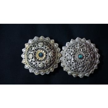 Broach (Bhutan:Koma)