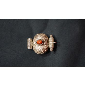 Shrine box (Tib: Gau)