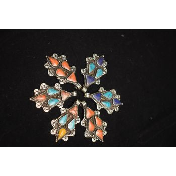 White Metal Stone Crafted Pendant Locket 