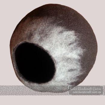 Brown & White Gradient Cat Cave