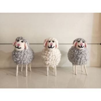 Handmade Eco-Friendly Wool Sheep Decoration - 100% New Zealand Wool, Made in Nepal