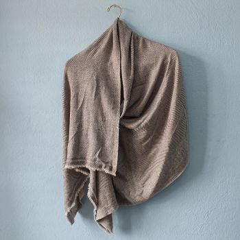 Long Fishtail Pattern Design Cedar Brown Double Ply Stole