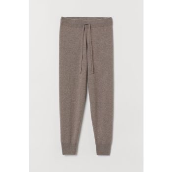 Pure Cashmere  Jogger   Hand Made in  Nepal 