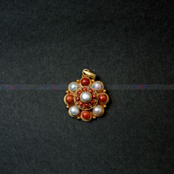 Pendant locket with coral and pearl.