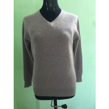Pure  cashmere  ladies  v  neck   sweater   Hand  made in  nepal 