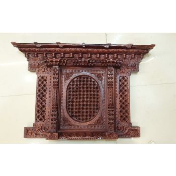 Frame With Oval Jali