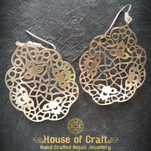 Light Weight Hand-Made White Metal Eight Rounded Corner Earring