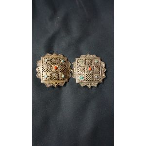 Broach (Bhutan:Koma)