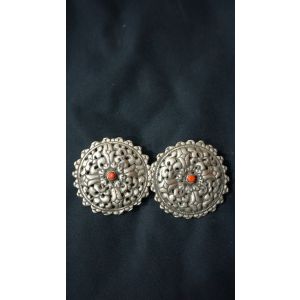 Broach (Bhutan:Koma)