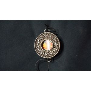 Shrine box (Tib: Gau)