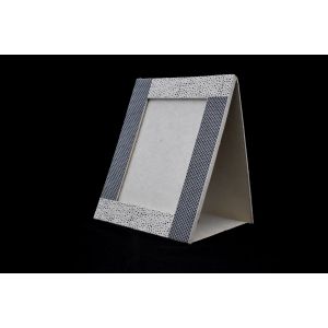 Photo Frame -black & white