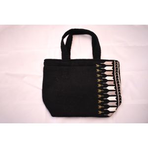 Felt bag -Embroidery in black