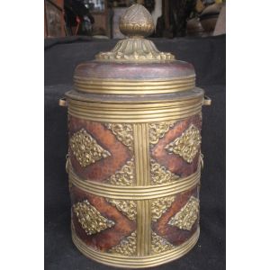 Antique Tibetan Master Quality Handmade Copper Kitchen Pot Solak, Nepal