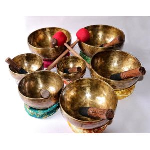 Handmade Singing Bowl Set of 7-Seven Chakra Tune Tibetan Singing Bowl Set of 7-Singing Bowl Set of 7-Chakra Balancing Singing Bowl Set of 7-Professional Sound Healer Bowl Set-Deep Resonate Vibration Singing Bowl Set of 7 comes with Cushion, Mallet, Drumst