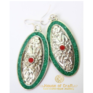 Hand-Made Light Weight White Metal Daicut Oval Earring