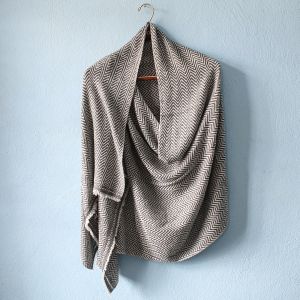 Fishtail Pattern Design Dark Gray Double Ply Stole