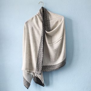 Diamond Pattern Design White Double Ply Stole with Border