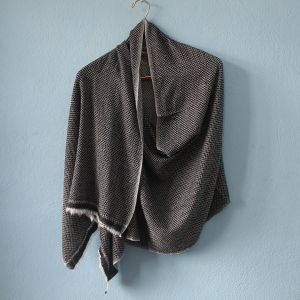 Black Criss Cross Pattern Design Double Ply Stole