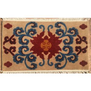 Floral Design Nepali Tibetan Hand-Knotted Woolen Carpet