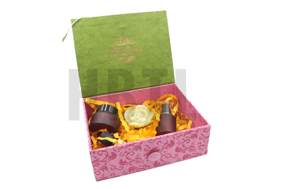 Soft & Durable Handmade Nepali Lokta Paper Gift Box