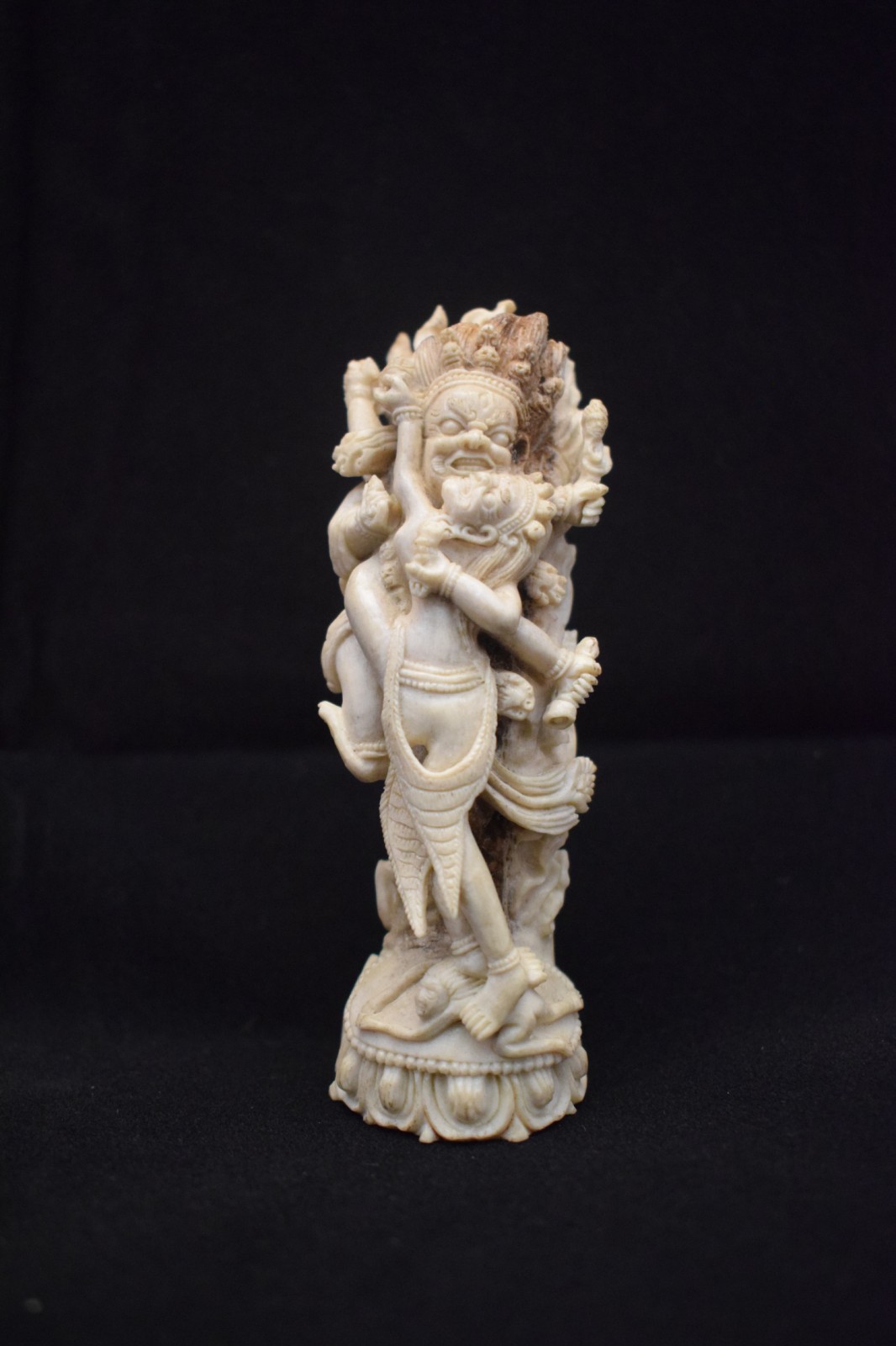 Handmade Deer Horn Statue