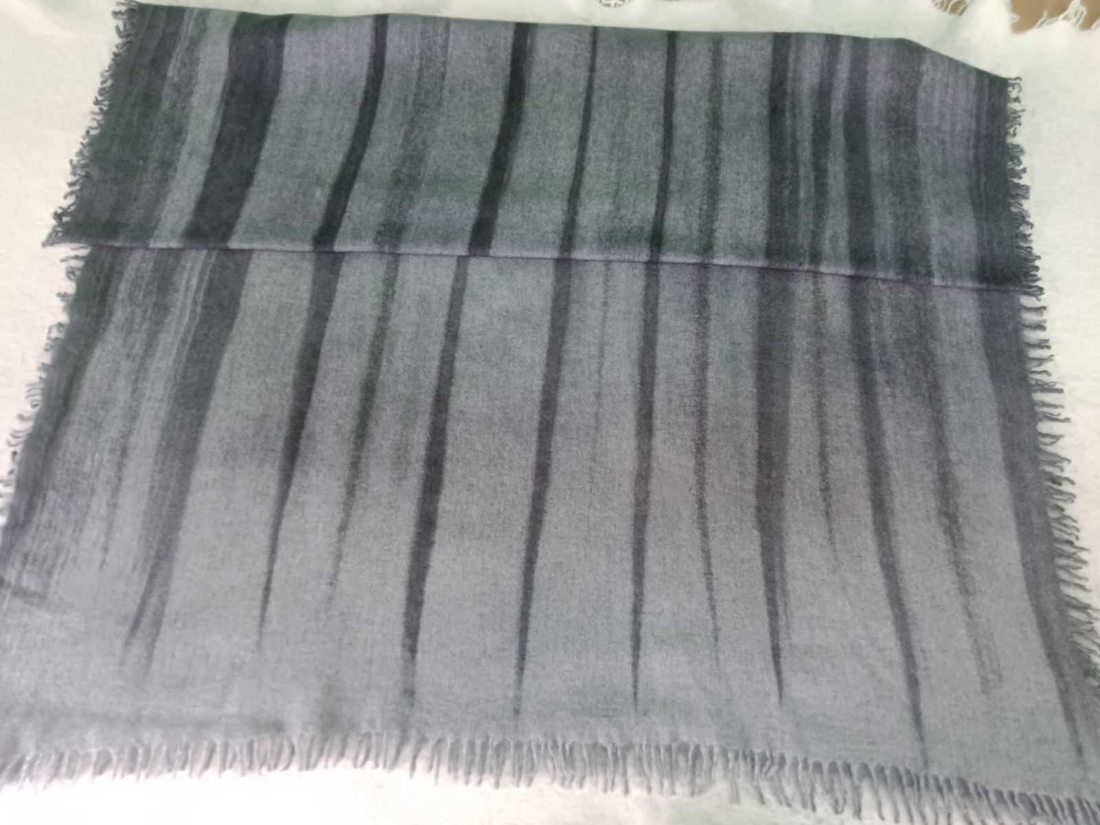 Cashmere swall