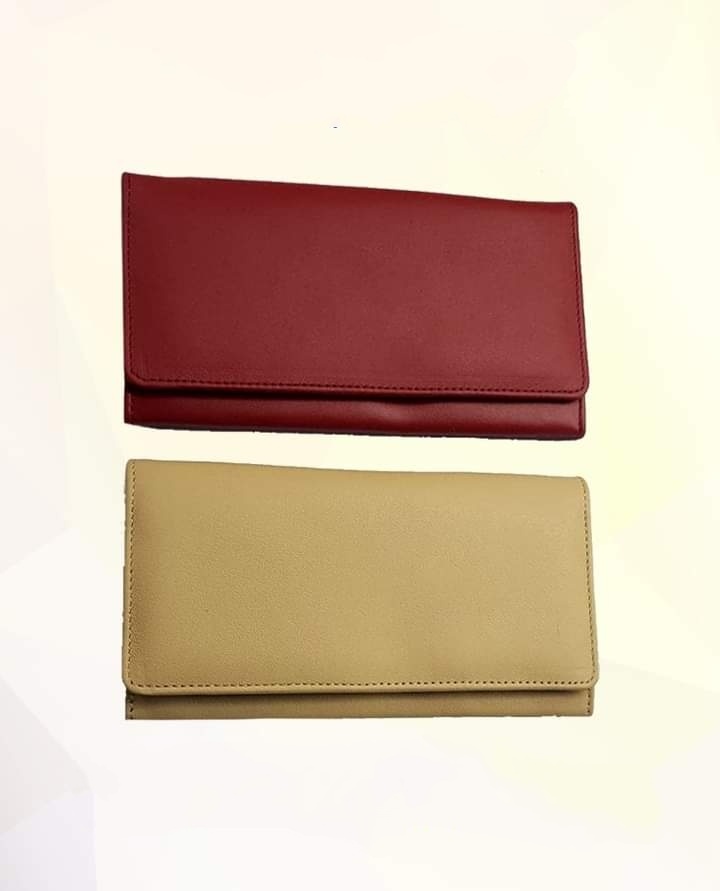 Handmade Ladies Leather Hand Purse