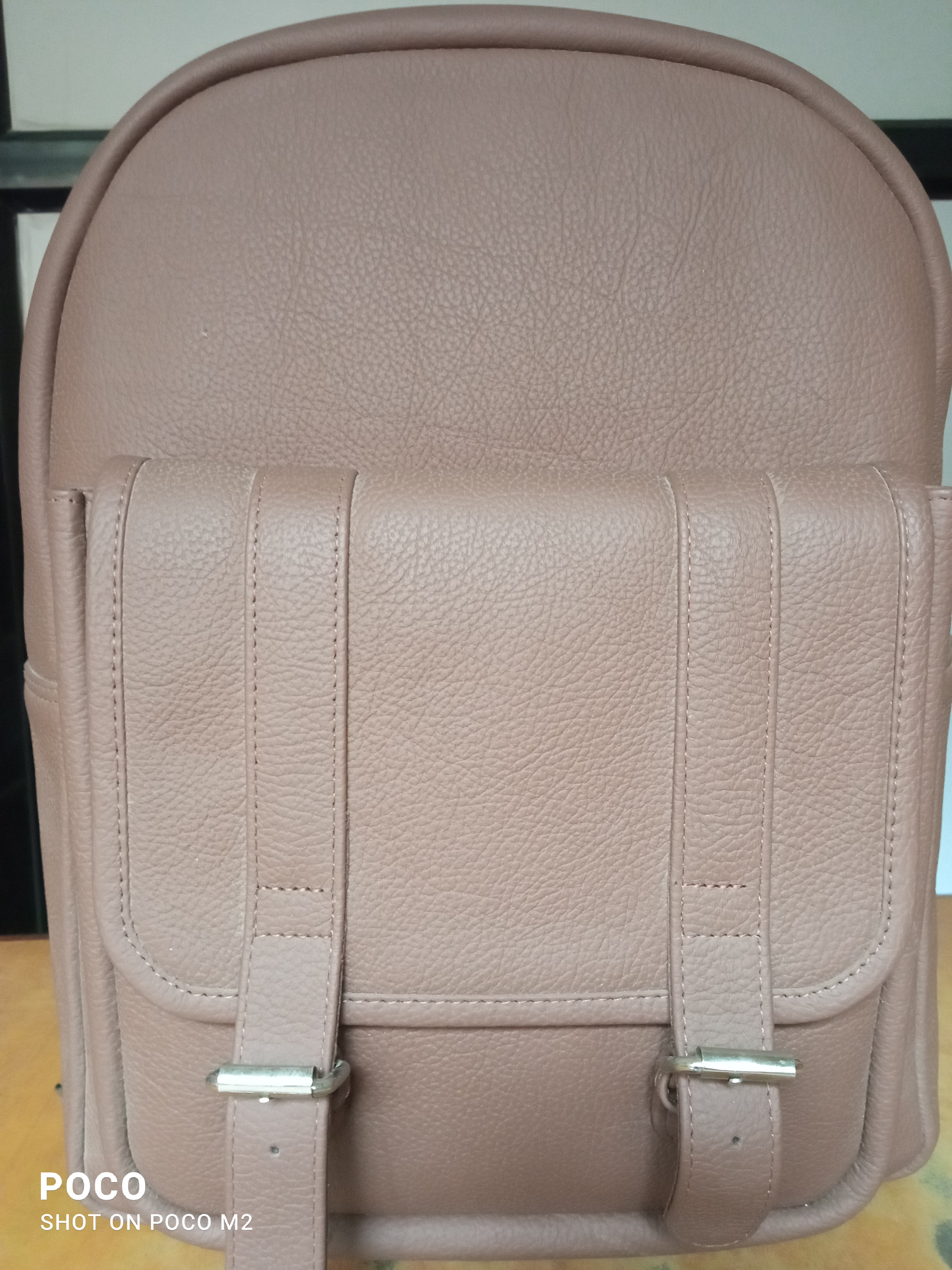 LADIES BACK BAG