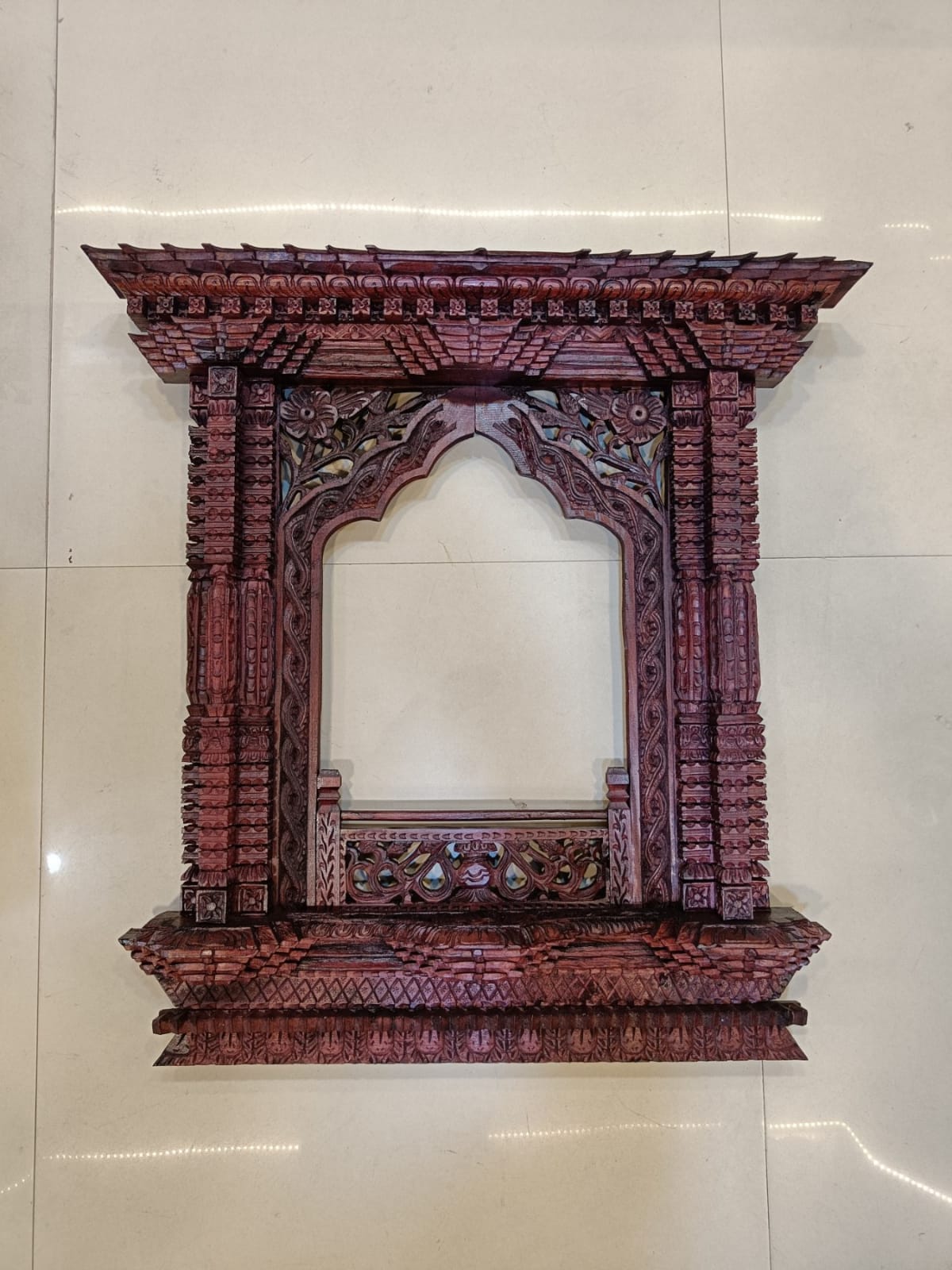 Naag Frame
