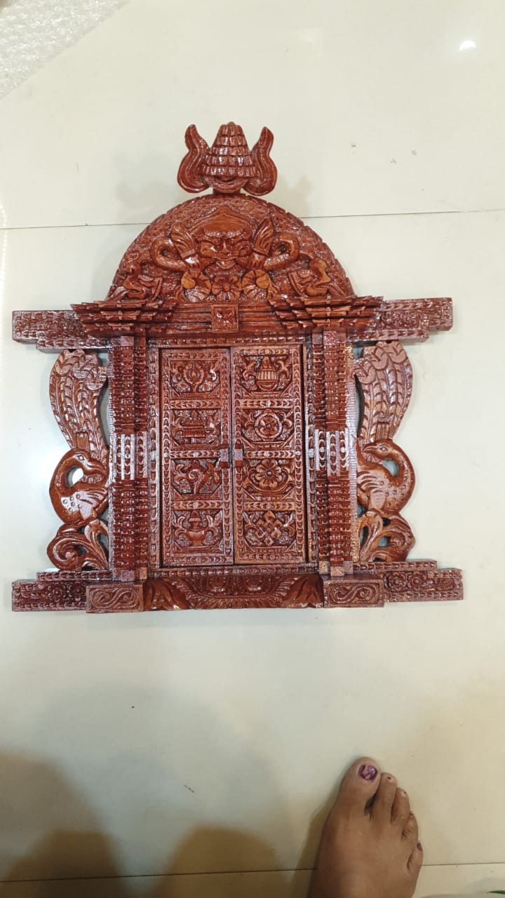 Austamangal Door with Toran